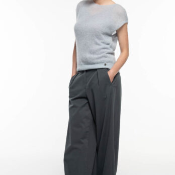 Alma & Lovis Marlenehose Twill Thymian 3