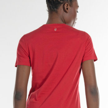 Alma & Lovis T Shirt Single Scarlet