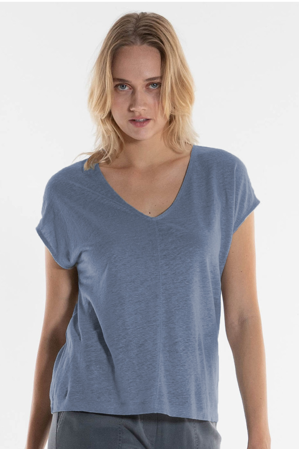 Alma & Lovis T Shirt V Ausschnit Leinen Bleu B