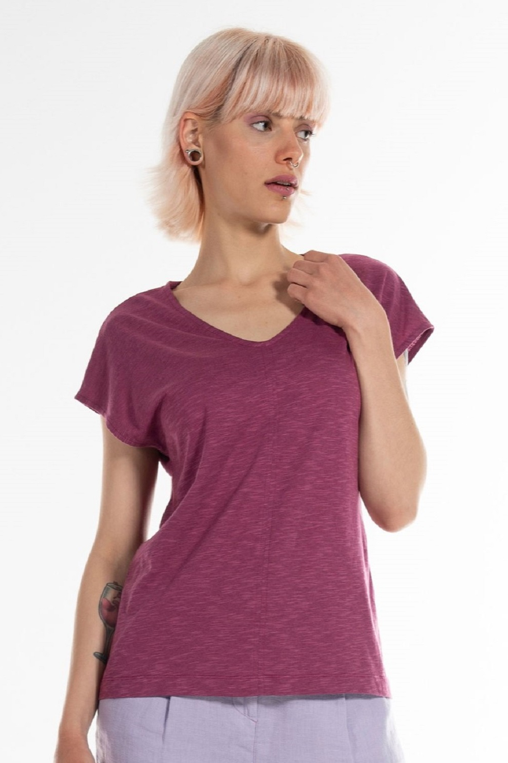 Alma & Lovis T Shirt V Ausschnitt Flamé Pink 5