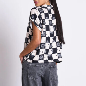 Jan N June Bluse Tierra Floral Square2
