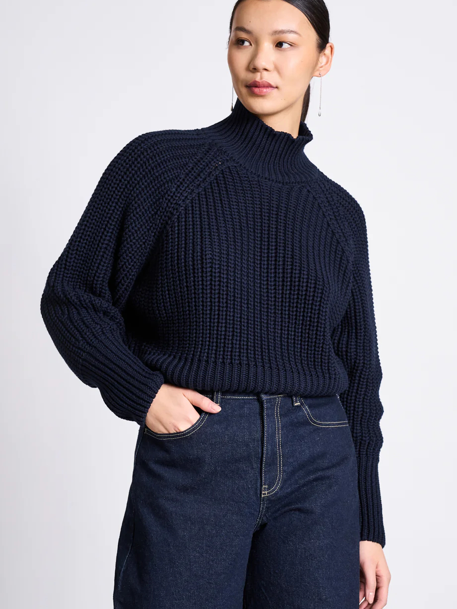 Jan N June Pulli Ola Nightfall 3