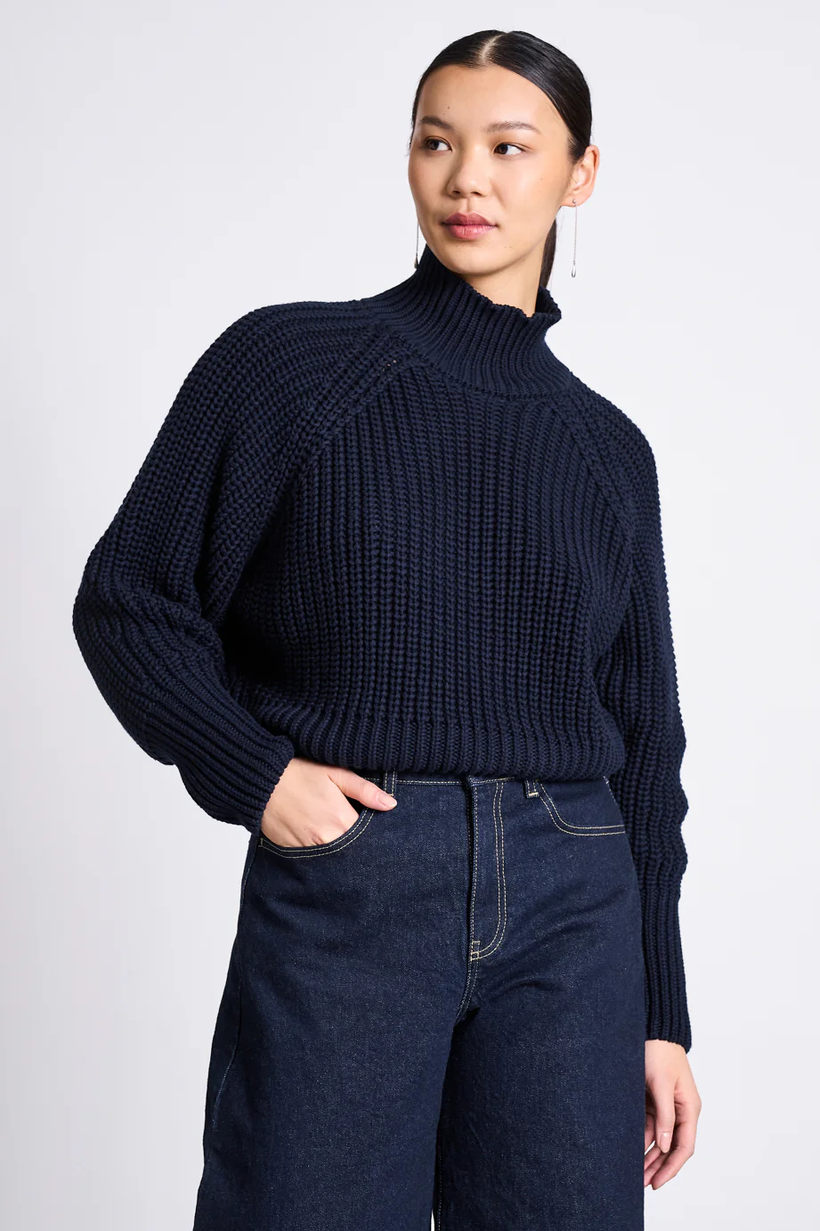 Jan N June Pulli Ola Nightfall 3