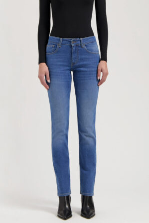 Mud Jeans Logan High Slim Fresh Fade 5