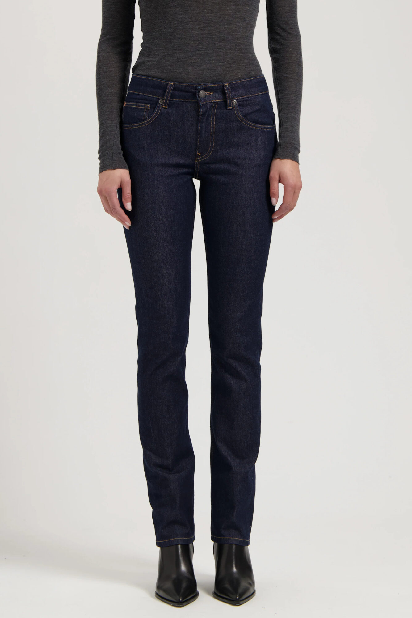 Mud Jeans Logan High Slim Rinse 4